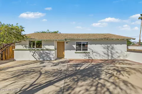 2739 E Beverly Dr, Tucson, AZ 85716