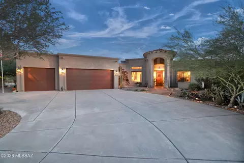 5251 W Desert Falcon Ln, Tucson, AZ 85742