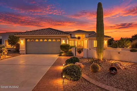 1288 N Mourning Dove Rd, Green Valley, AZ 85614