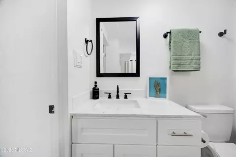 Bath - 33 Spring Canyon Rd, Bisbee, AZ 85603 photo 5 of 5