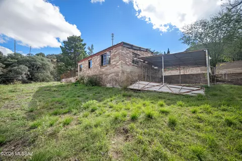 Exterior - 33 Spring Canyon Rd, Bisbee, AZ 85603 photo 6 of 7