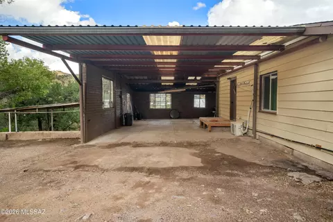 Exterior - 33 Spring Canyon Rd, Bisbee, AZ 85603 photo 4 of 7