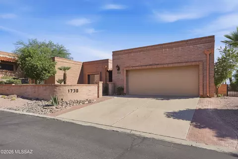 1730 W Camino Urbano, Green Valley, AZ 85622