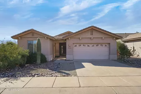 1061 W Ashworth Rd, Green Valley, AZ 85614