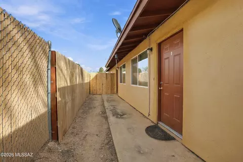 1815 S Van Buren Ave, Tucson, AZ 85711