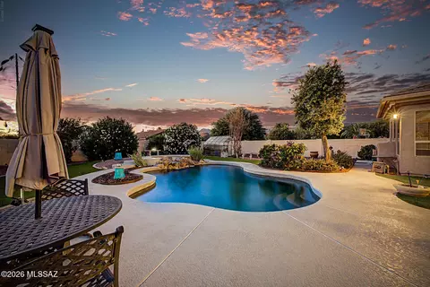 Exterior - 2145 N Split Rock Pl, Tucson, AZ 85749 photo 9 of 15