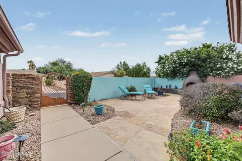 Exterior - 2145 N Split Rock Pl, Tucson, AZ 85749 photo 6 of 15
