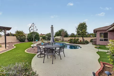 Exterior - 2145 N Split Rock Pl, Tucson, AZ 85749 photo 11 of 15