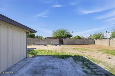 Exterior - 4150 E Canada Stra, Tucson, AZ 85706 photo 2 of 3