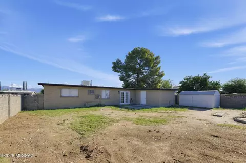 Exterior - 4150 E Canada Stra, Tucson, AZ 85706 photo 1 of 3