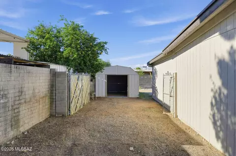 Exterior - 4150 E Canada Stra, Tucson, AZ 85706 photo 3 of 3