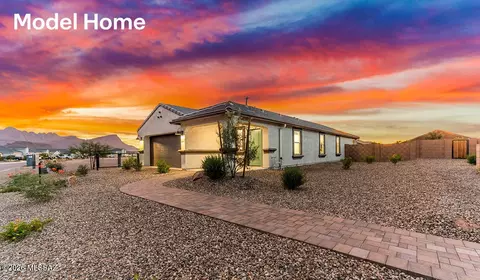 10185 N Ferox Dr, Marana, AZ 85653