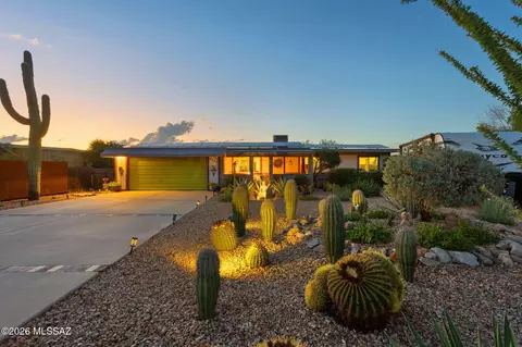 3044 W Avenida Cresta, Tucson, AZ 85745