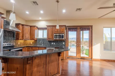 Kitchen - 13923 E Windy Way E, Vail, AZ 85641 photo 1 of 3