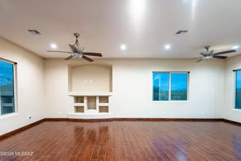 Living - 13923 E Windy Way E, Vail, AZ 85641 photo 1 of 3