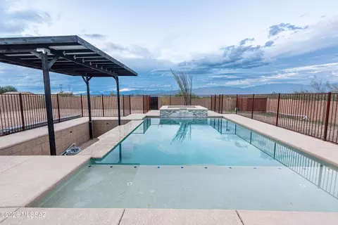 Exterior - 13923 E Windy Way E, Vail, AZ 85641 photo 5 of 9