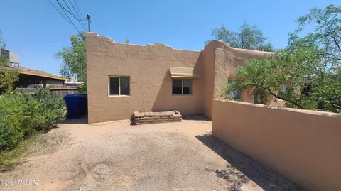 Exterior - 319 E Jacinto St, Tucson, AZ 85705 photo 1 of 4