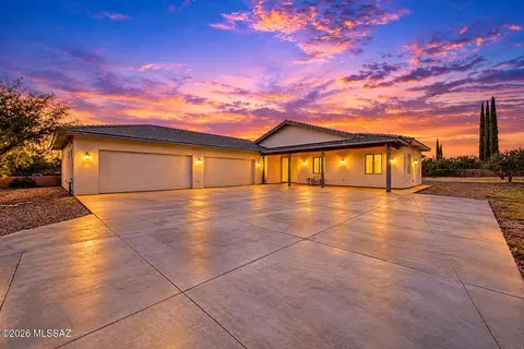 4647 E Rail N Rd, Catalina, AZ 85739