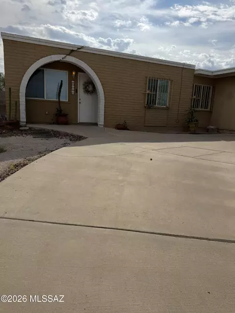 3151 W Calle Canario, Tucson, AZ 85746