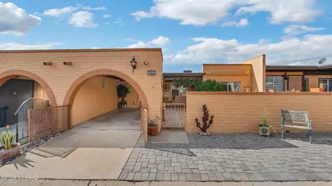 1399 W Camino Tolteca, Green Valley, AZ 85622