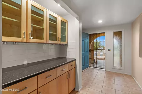 Entry Way - 10050 E Lorian St, Tucson, AZ 85748 photo 1 of 1