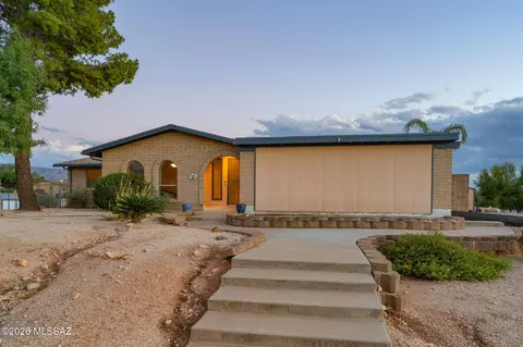 Exterior - 10050 E Lorian St, Tucson, AZ 85748 photo 9 of 9