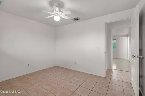 Bedroom - 10050 E Lorian St, Tucson, AZ 85748 photo 4 of 6