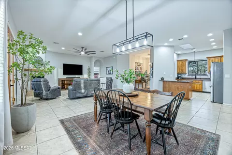 Dining - 1 N Larkin Dr, Vail, AZ 85641 photo 1 of 2