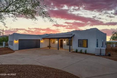 Exterior - 1 N Larkin Dr, Vail, AZ 85641 photo 7 of 10