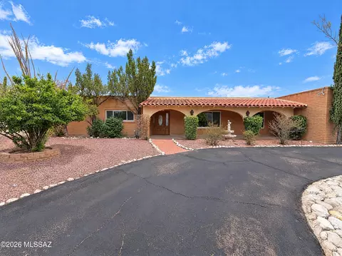 3900 N Calle Hondonada, Tucson, AZ 85750