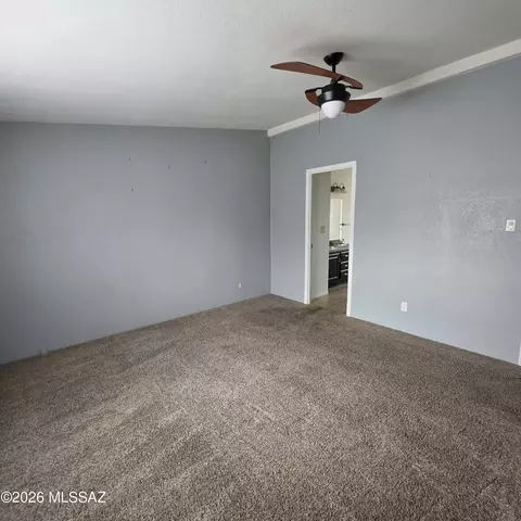 Living - 567 El Sol Dr, Benson, AZ 85602 photo 3 of 3