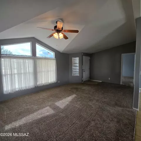 Living - 567 El Sol Dr, Benson, AZ 85602 photo 1 of 3