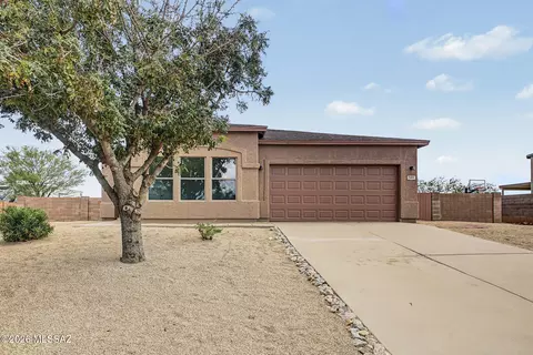 7205 S Peaceful Valley Dr, Tucson, AZ 85757