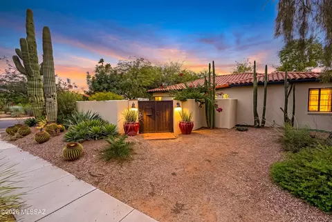 2550 E 8th St, Tucson, AZ 85716