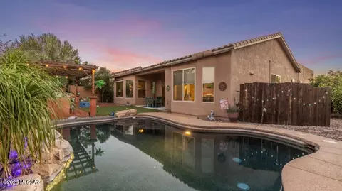 9348 N Indian Summer Dr, Tucson, AZ 85743