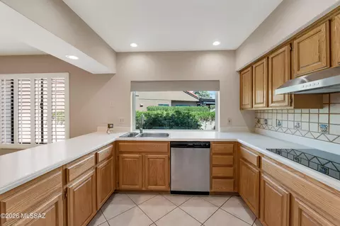 Kitchen - 64261 E Chippewa Ct, Tucson, AZ 85739 photo 1 of 4