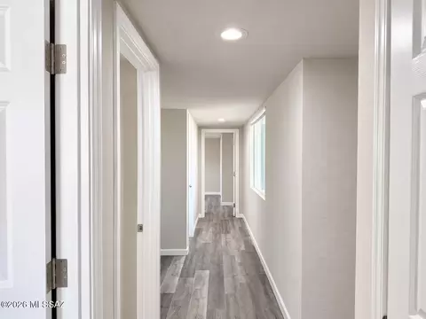 Entry Way - 7626 E 38th St, Tucson, AZ 85730 photo 4 of 4