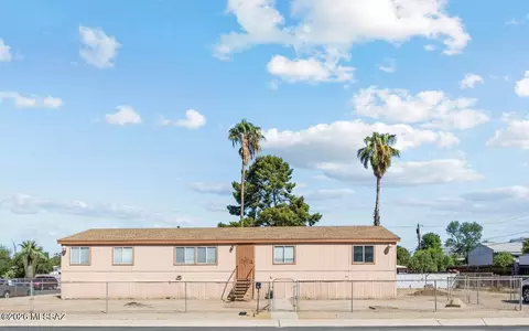 3120 N Sioux Ave, Tucson, AZ 85705