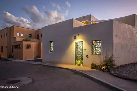 212 S Avenida Del Palo Fierro, Tucson, AZ 85745
