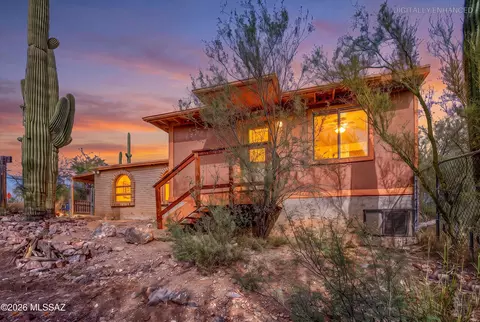 2735 S Jeftoria Rd, Tucson, AZ 85713