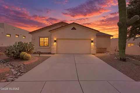 2687 S Ridge Top Dr, Green Valley, AZ 85614