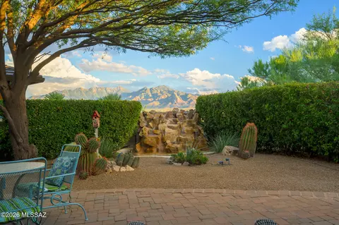5421 S Acacia Creek Dr, Green Valley, AZ 85622