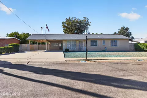 1010 S Duquesne Dr, Tucson, AZ 85710