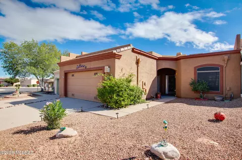 2339 S Orchard View Dr, Green Valley, AZ 85614