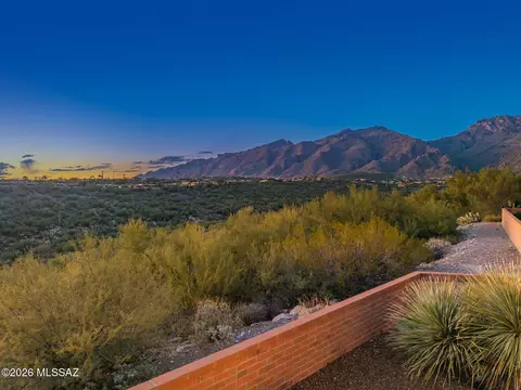 5213 N Via Velazquez, Tucson, AZ 85750