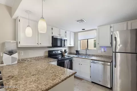 Kitchen - 154 E Pastime Rd, Tucson, AZ 85705 photo 1 of 3