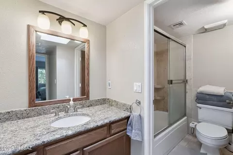 Bath - 154 E Pastime Rd, Tucson, AZ 85705 photo 1 of 4