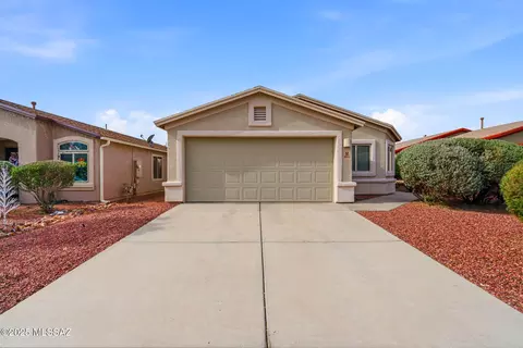 8244 S Lost Mountain Rd, Tucson, AZ 85747