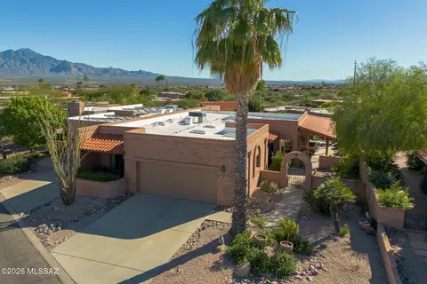 1889 W Via De La Gloria, Green Valley, AZ 85622