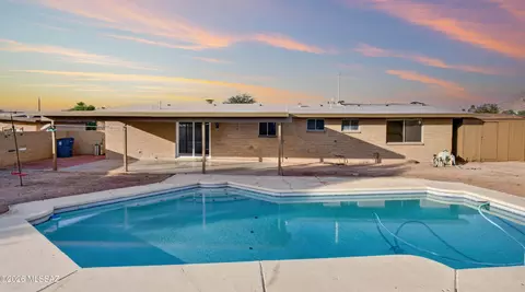 2401 W Las Lomitas Rd, Tucson, AZ 85741